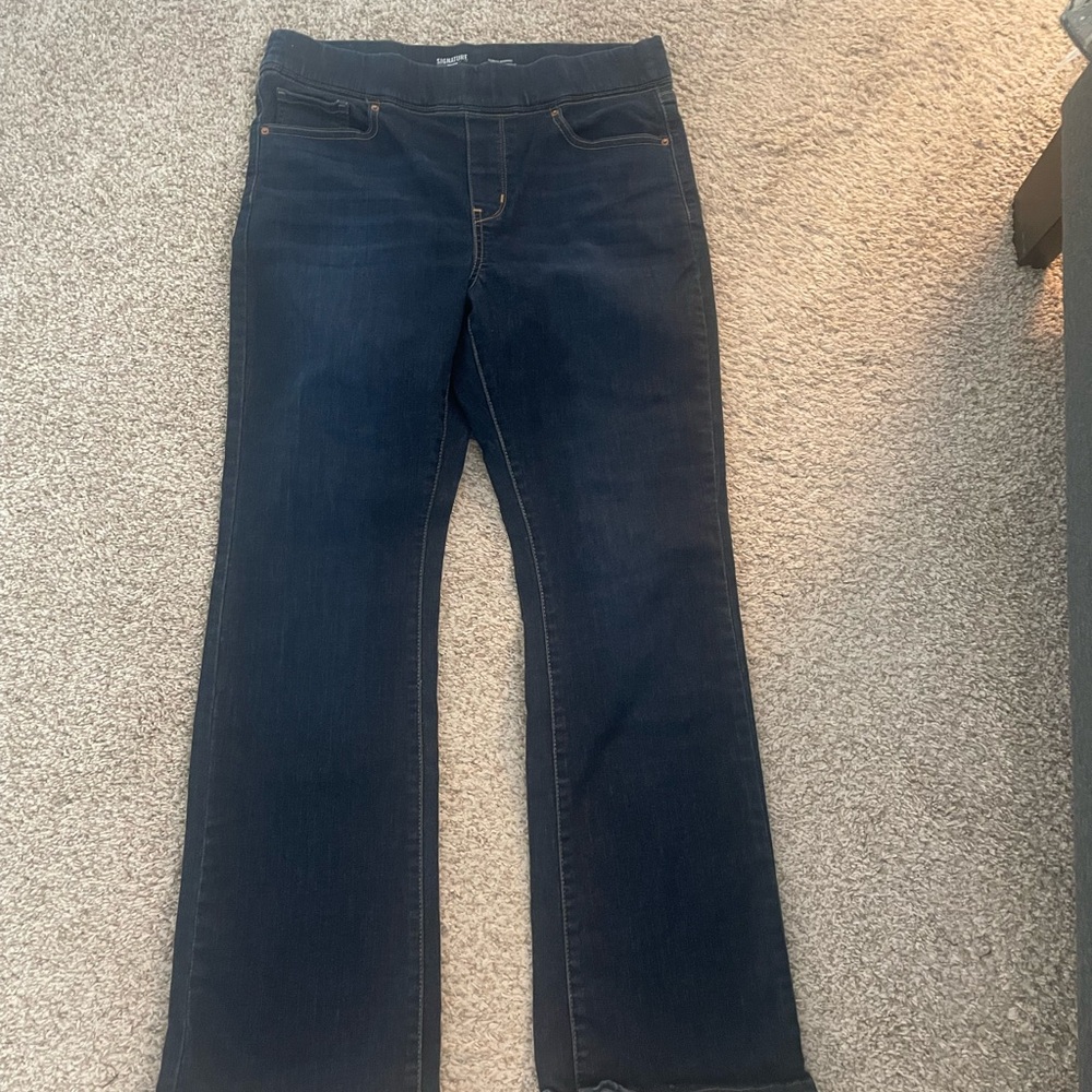 Signature by Levi Strauss Women's Deep Indigo Boot Cut Jeans